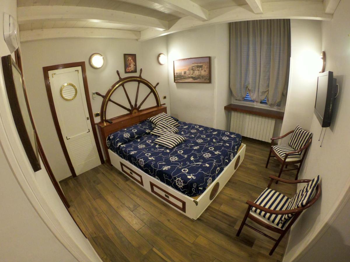 Hotel Ausonia Naples Extérieur photo