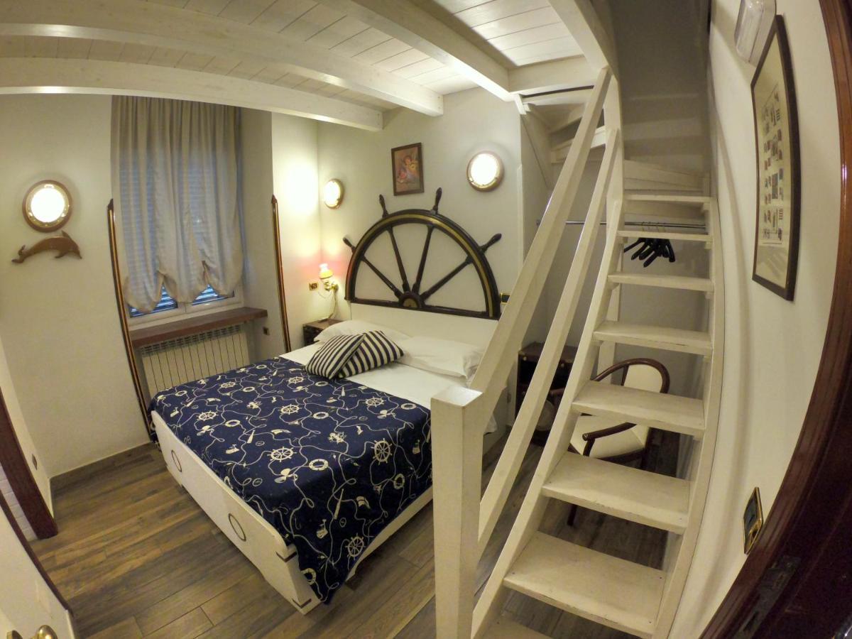 Hotel Ausonia Naples Extérieur photo